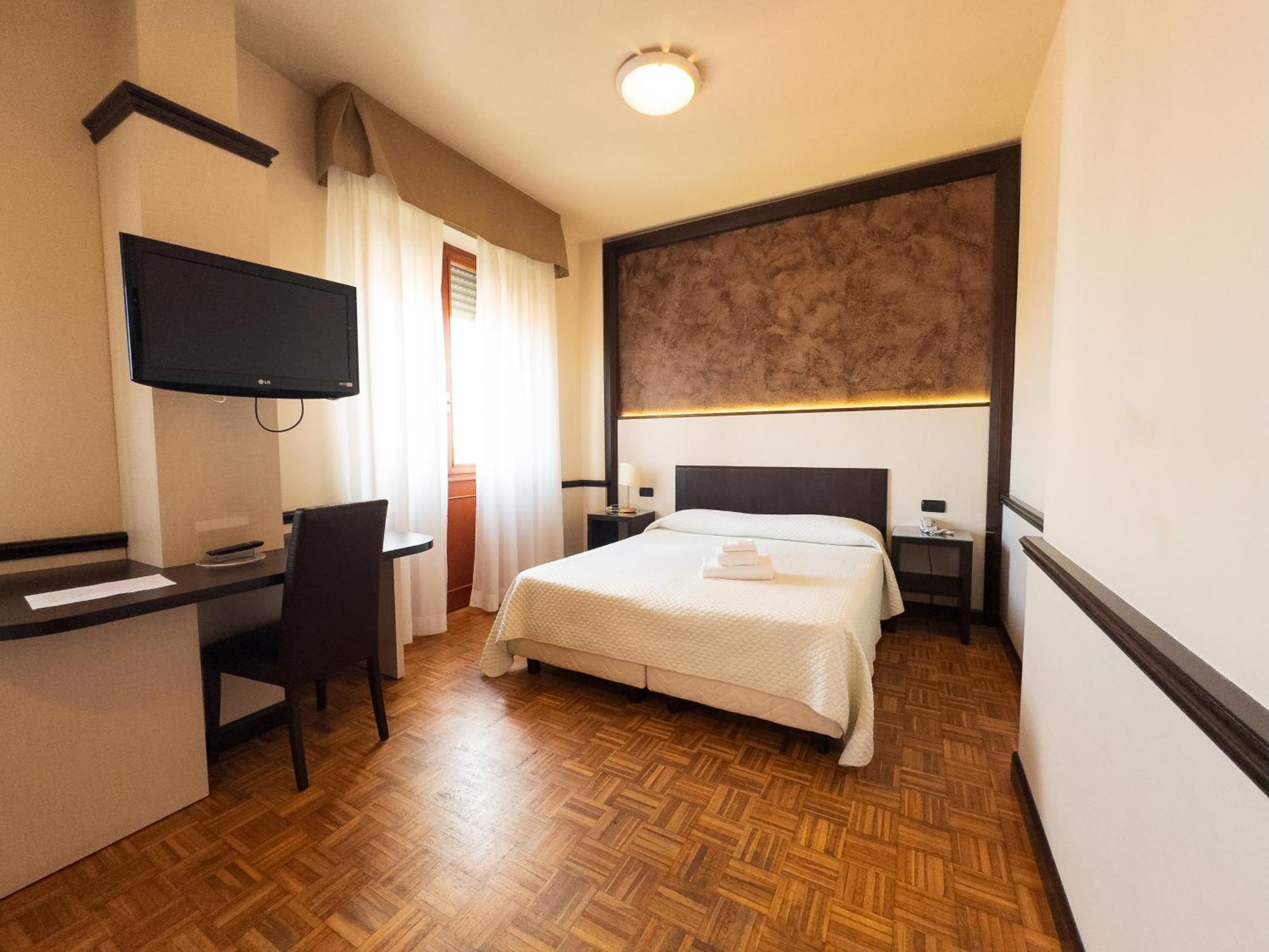 Hotel Astoria Fidenza Dış mekan fotoğraf