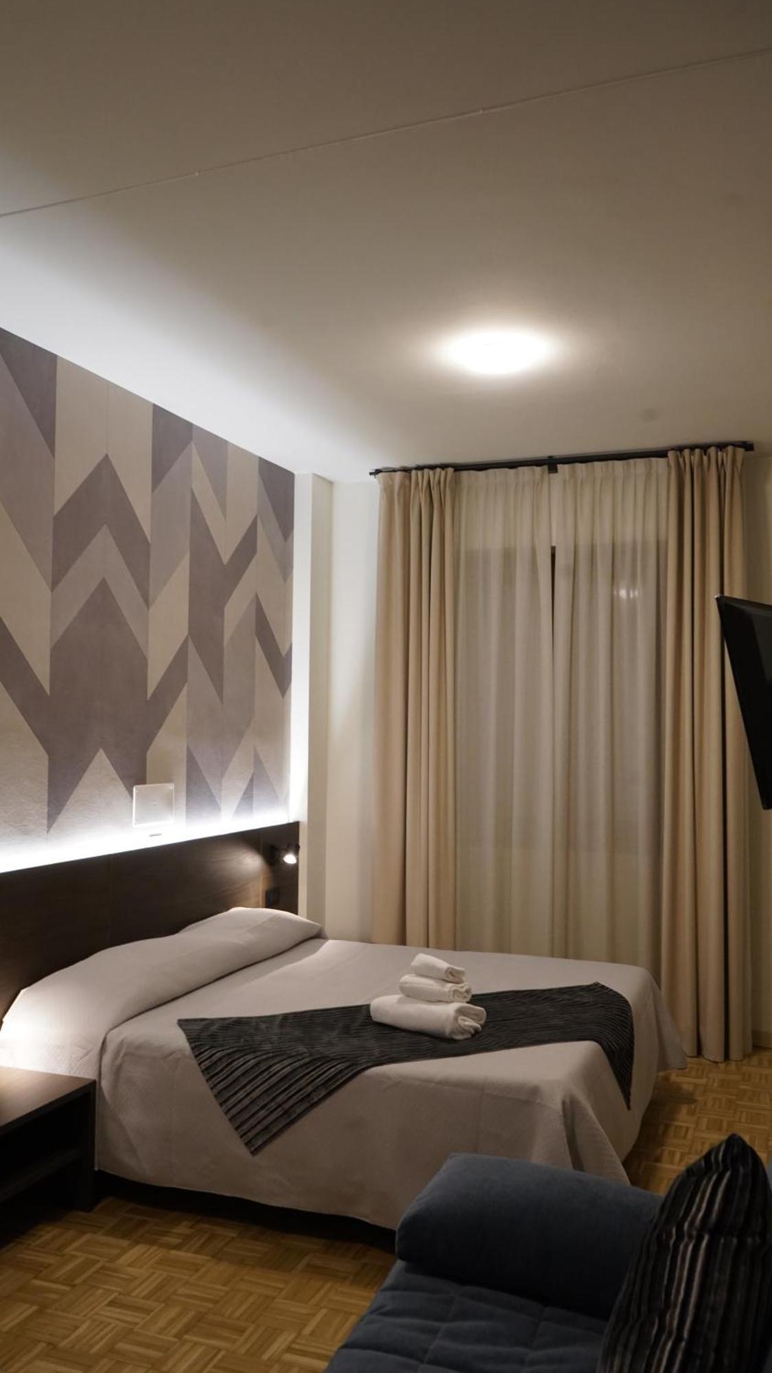 Hotel Astoria Fidenza Dış mekan fotoğraf